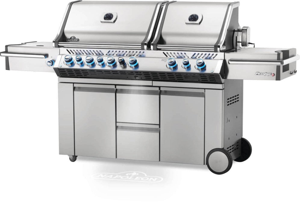 Prestige PRO™ 825 Natural Gas Grill with Power Side Burner and Infrared Rear & Bottom Burners